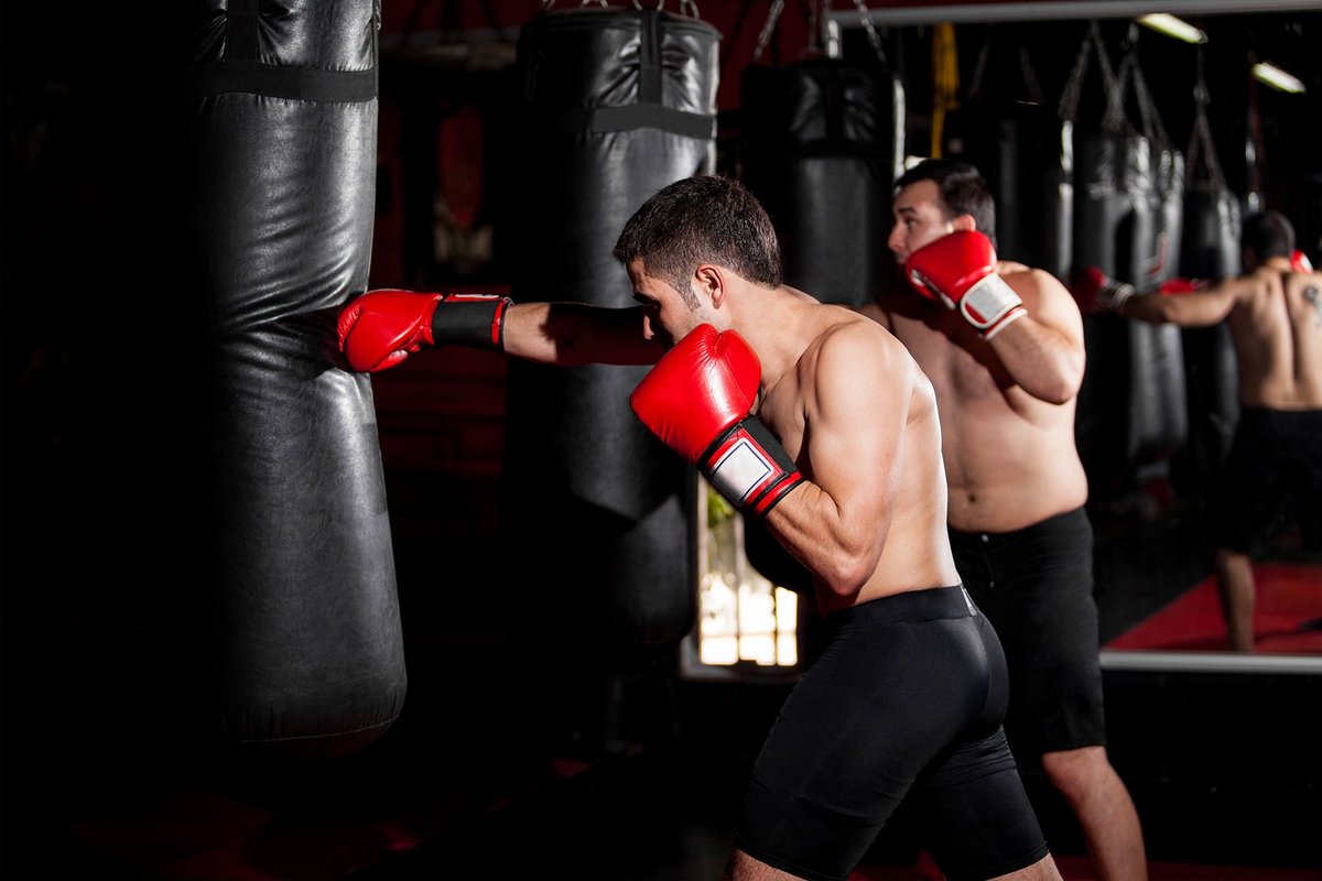 Чем полезны тренировки по боксу